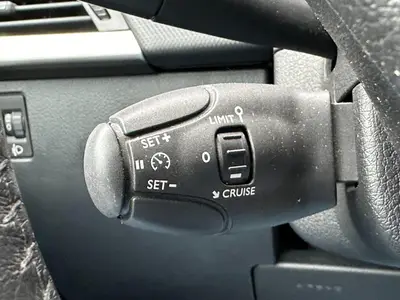 Peugeot 207 - Thumbnail 24