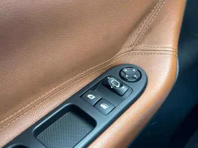 Peugeot 207 - Thumbnail 26