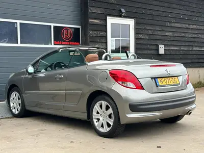 Peugeot 207 - Thumbnail 28