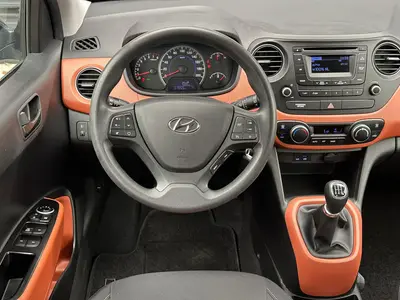 Hyundai i10 - Thumbnail 15
