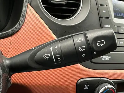 Hyundai i10 - Thumbnail 18