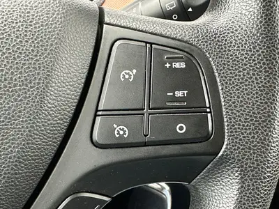 Hyundai i10 - Thumbnail 21