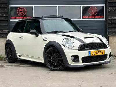 MINI Mini - Thumbnail 3