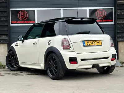 MINI Mini - Thumbnail 4