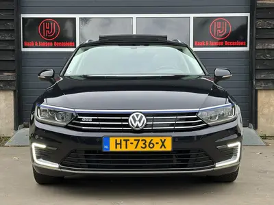 Volkswagen Passat - Thumbnail 6