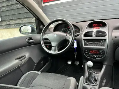 Peugeot 206 - Thumbnail 14