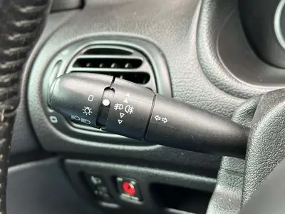 Peugeot 206 - Thumbnail 16