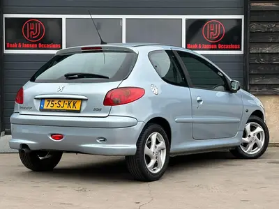 Peugeot 206 - Thumbnail 5