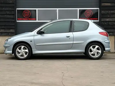 Peugeot 206 - Thumbnail 7