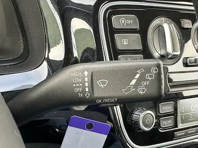 Volkswagen up! - Thumbnail 19