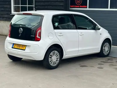 Volkswagen up! - Thumbnail 26