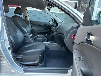 Hyundai i30 - Thumbnail 11