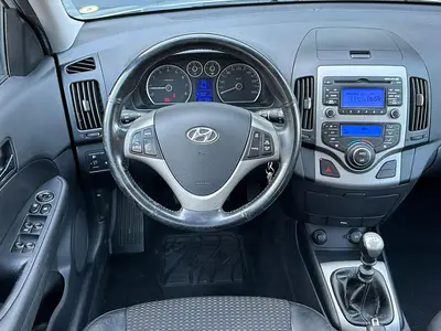 Hyundai i30 - Thumbnail 15