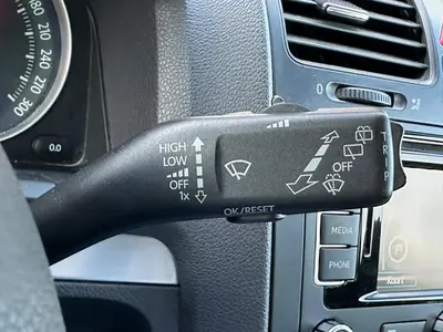 Volkswagen Golf - Thumbnail 22