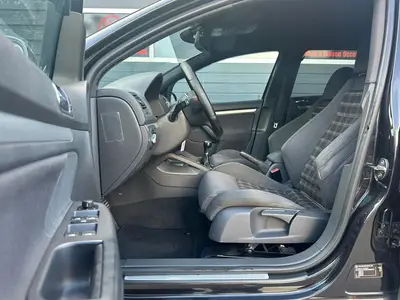 Volkswagen Golf - Thumbnail 10