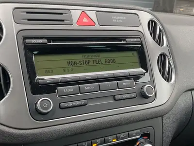 Volkswagen Tiguan - Thumbnail 17