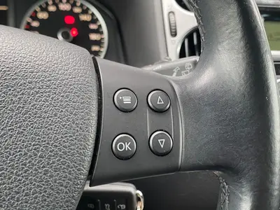 Volkswagen Tiguan - Thumbnail 22