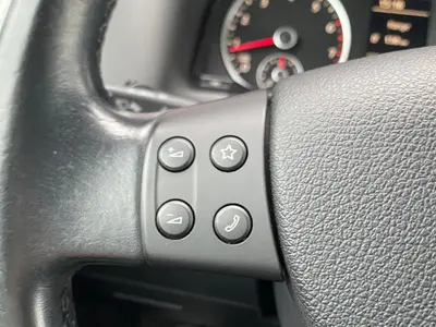 Volkswagen Tiguan - Thumbnail 23