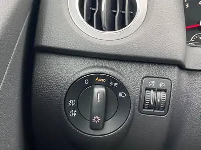 Volkswagen Tiguan - Thumbnail 26