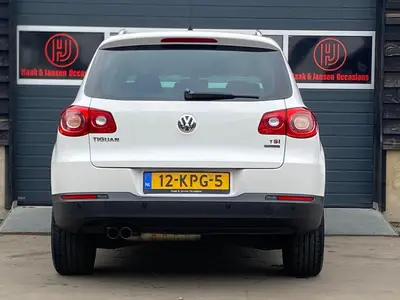 Volkswagen Tiguan - Thumbnail 7