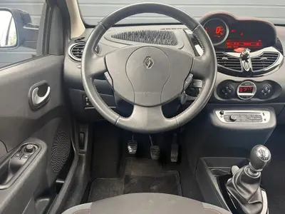 Renault Twingo - Thumbnail 15