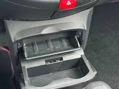 Nissan Micra - Thumbnail 21