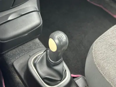 Nissan Micra - Thumbnail 22