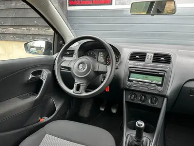 Volkswagen Polo - Thumbnail 14