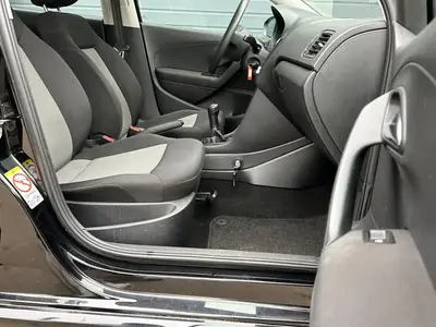 Volkswagen Polo - Thumbnail 10