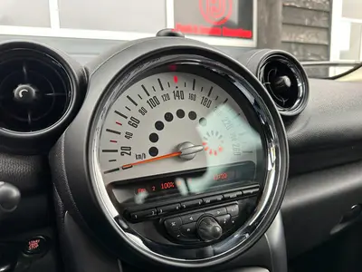 MINI Countryman - Thumbnail 16