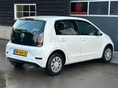 Volkswagen up! - Thumbnail 22