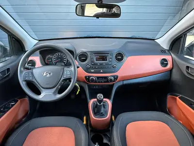 Hyundai i10 - Thumbnail 11