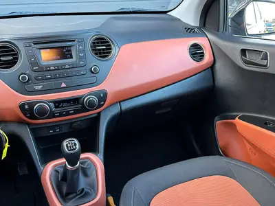 Hyundai i10 - Thumbnail 12