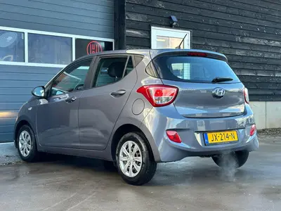 Hyundai i10 - Thumbnail 28