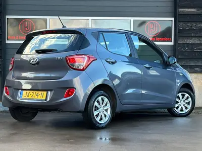 Hyundai i10 - Thumbnail 5