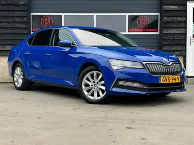 Superb - Thumbnail 3