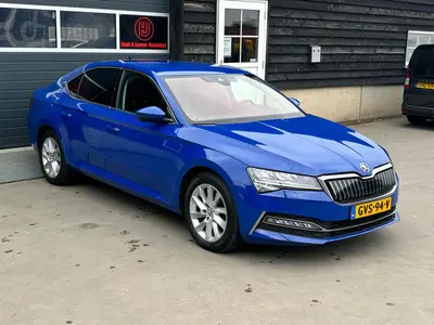 Superb - Thumbnail 28