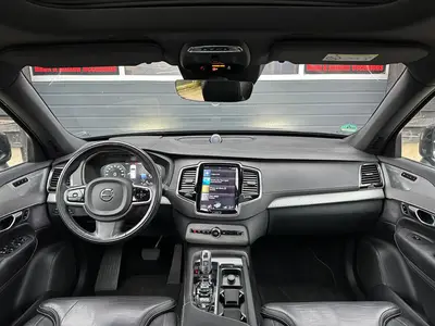Volvo XC90 - Thumbnail 14