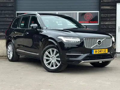 Volvo XC90 - Thumbnail 3