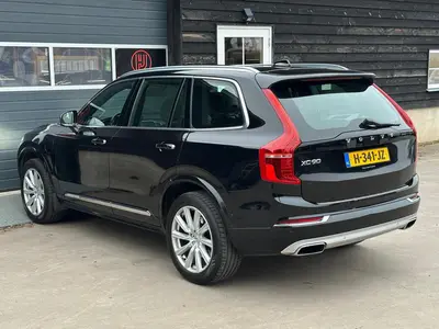 Volvo XC90 - Thumbnail 41