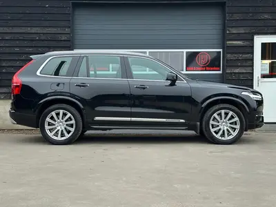 Volvo XC90 - Thumbnail 6
