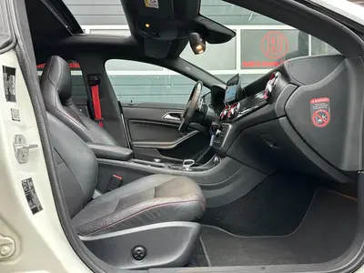 Mercedes-Benz CLA-Klasse - Thumbnail 12