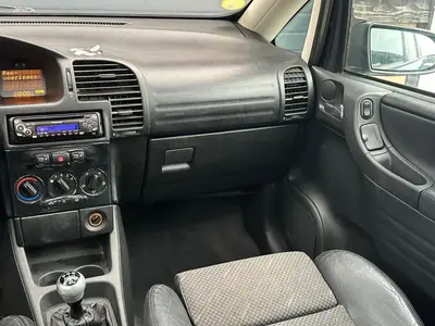 Opel Zafira - Thumbnail 14