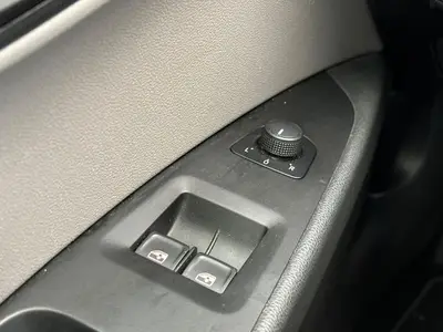 SEAT Leon - Thumbnail 25
