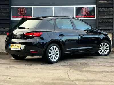 SEAT Leon - Thumbnail 4