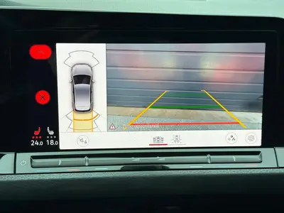 Volkswagen Golf - Thumbnail 16