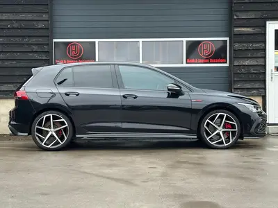 Volkswagen Golf - Thumbnail 8