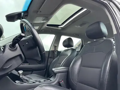 Kia Niro - Thumbnail 12