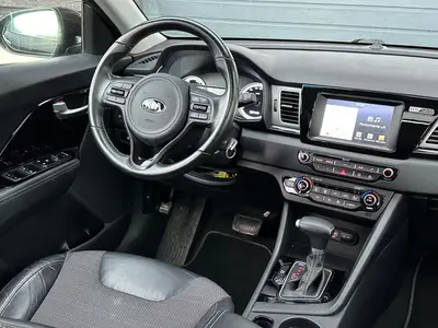 Kia Niro - Thumbnail 15