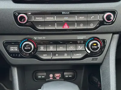 Kia Niro - Thumbnail 18